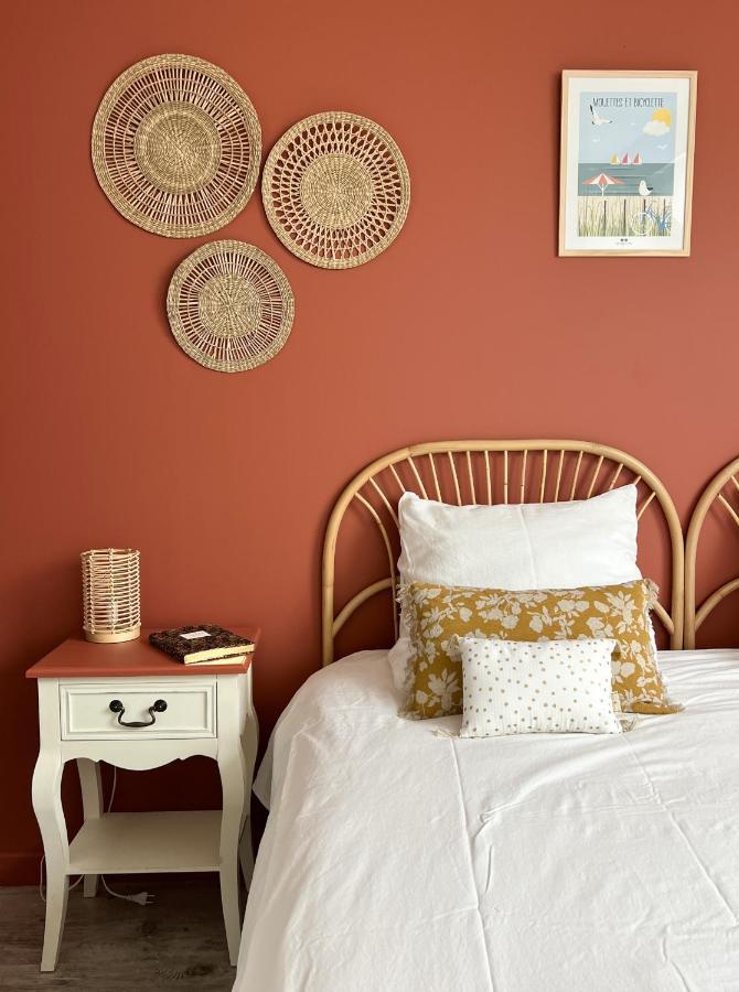 Parenthese Bed & Breakfast Le Vivier sur Mer Bagian luar foto